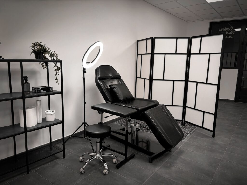 Walk-In Tattoo Budapest - SOS Tattoo Studio Interior